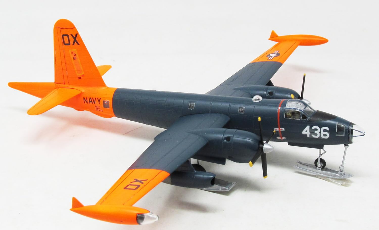 Amazon | アトランティスモデル 1/104 P2V-7 ネプチューン